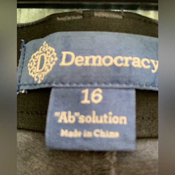 NWOT Democracy Ab Solution Capri Skinny Pants Size 16 - Picture 3 of 4